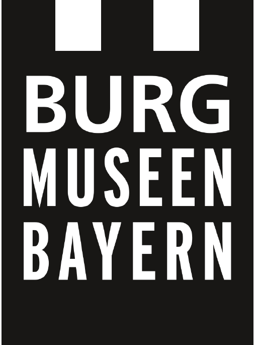 Logo mit der Aufschrift Burg Museen Bayern vom Netzwerk von Burgmuseen in ganz Bayern